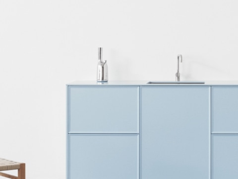 FRAME Blue kitchen front